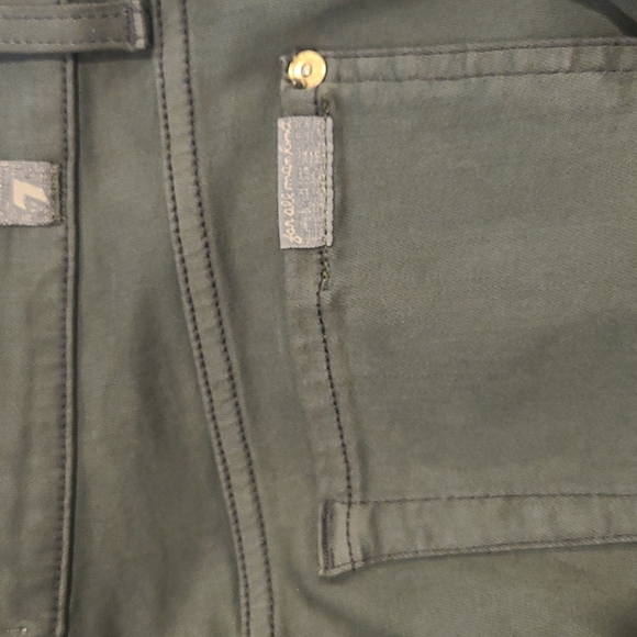 7 for all mankind Skinny Green Denim.jesns with zippers down the leg - Picture 7 of 9